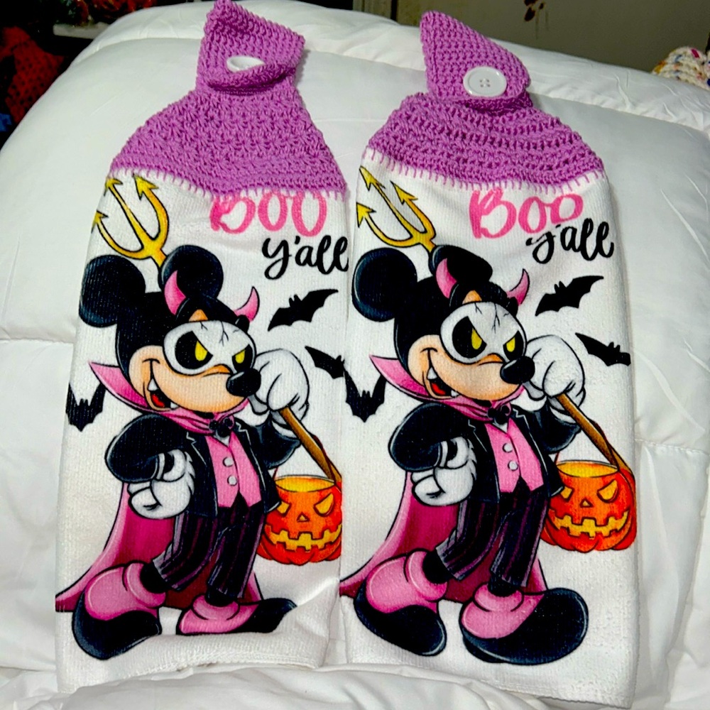 KITCHEN TOWELS Happy Halloween Vampire Mickey Mouse